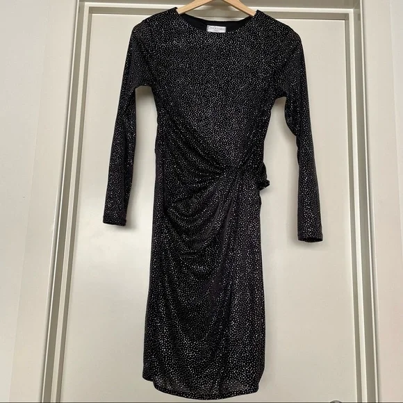 ⭐️HOST PICK 🤩NEW Black Glitter Bodycon Dress 🖤 -Twist knot gathered🪩 - Picture 3 of 10